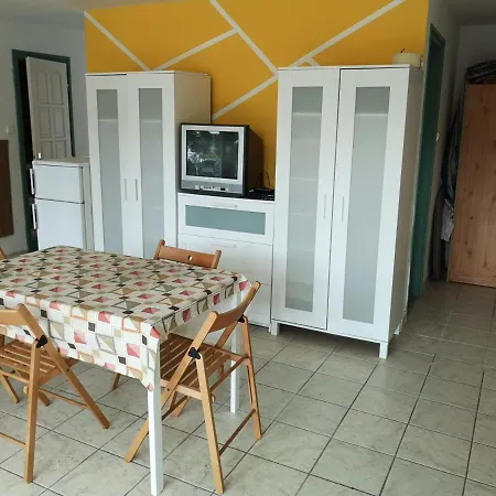 Rozsa Vendeghaz Vadkerti To Ferienhaus